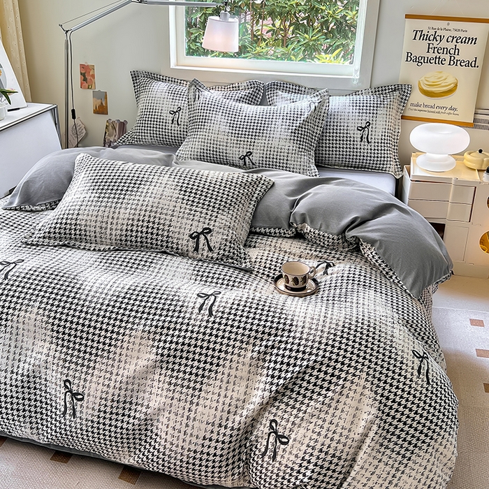 91家纺网 家纺一手货源 找家纺 品乐家纺 2024新款全棉生态棉印花磨毛四件套 都市爱情-黑