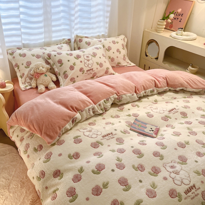 91家纺网 家纺一手货源 找家纺 韩巢家纺 2024新款加厚雪花绒印花单件被套-风格一（提供卖家秀 ） 花花世界