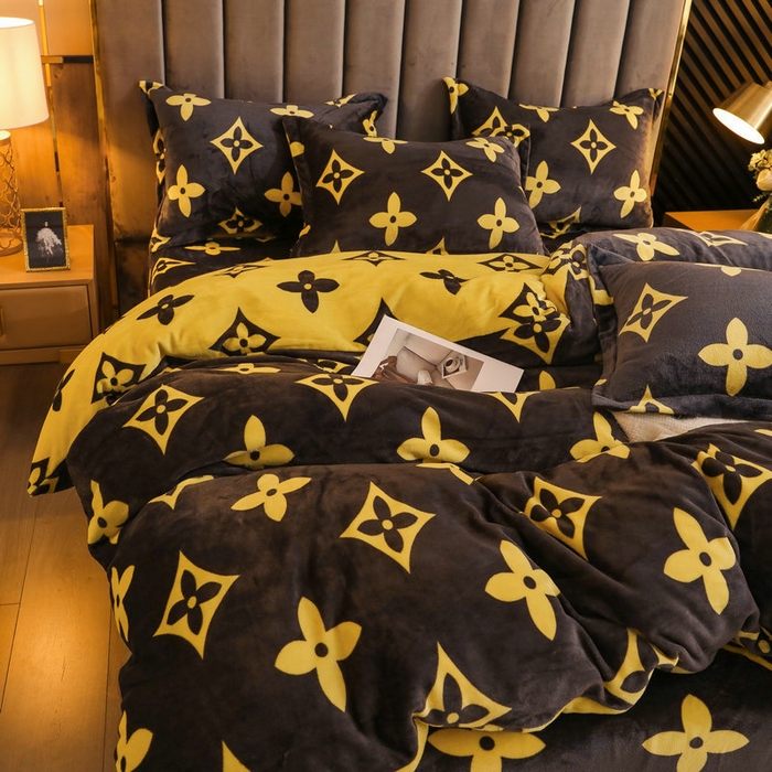 91家纺网 家纺一手货源 找家纺 2024新款加厚保暖小清新小版牛奶绒四件套 大咖