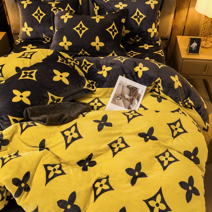 91家纺网 家纺一手货源 找家纺 2024新款加厚保暖小清新小版牛奶绒四件套 大咖-黄