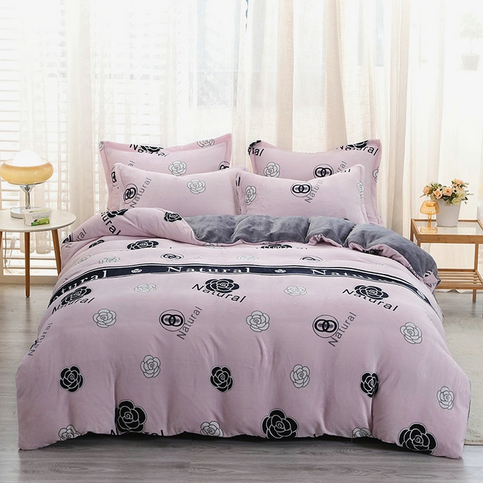 91家纺网 家纺一手货源 找家纺 2024新款加厚保暖小清新小版牛奶绒四件套 暗香