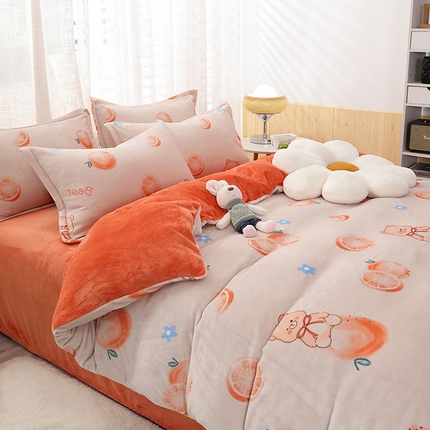 91家纺网 家纺一手货源 找家纺 2024新款加厚保暖小清新小版牛奶绒四件套 橙子熊