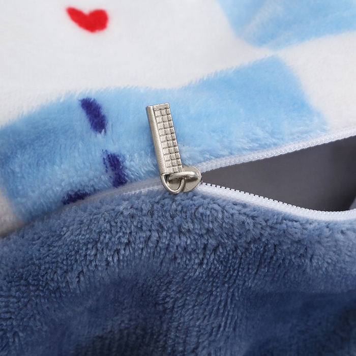 91家纺网 家纺一手货源 找家纺 2024新款加厚保暖小清新小版牛奶绒四件套 酷酷熊蓝