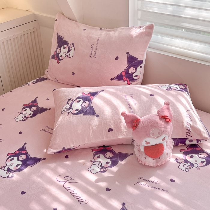 91家纺网 家纺一手货源 找家纺 2024新款厚实保暖牛奶绒三丽鸥单品床笠床单 绒-X可爱库洛米