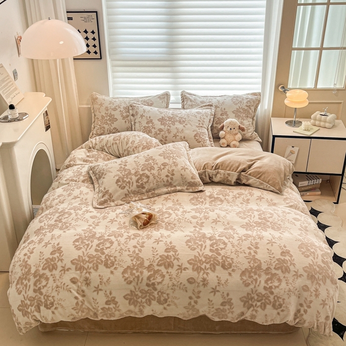 91家纺网 家纺一手货源 找家纺 慕尚 2025新款高克重保暖双色雕花绒四件套 慕斯