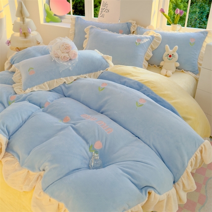 91家纺网 家纺一手货源 找家纺 （总）灰鲸 2025新款A类牛奶绒刺绣四件套-miumiu郁金香系列