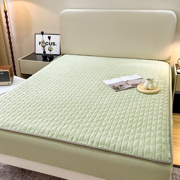 91家纺网 家纺一手货源 找家纺 LADYCOCO可可家居 2024新款超柔牛奶绒夹棉保暖床笠 绿色