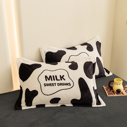 2024新款立体菠萝格印花保暖牛奶绒系列单枕套 牛奶咖啡