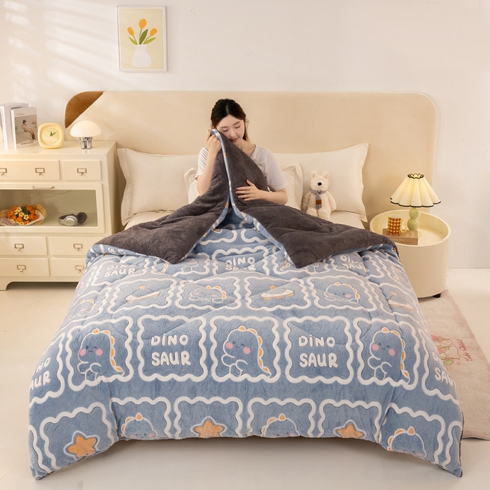 91家纺网 家纺一手货源 找家纺 好梦来家纺（原锦茂家纺） 2025新款印花款A类雪花绒冬被羊羔绒冬被被芯冬季牛奶绒冬被 恐龙乐园