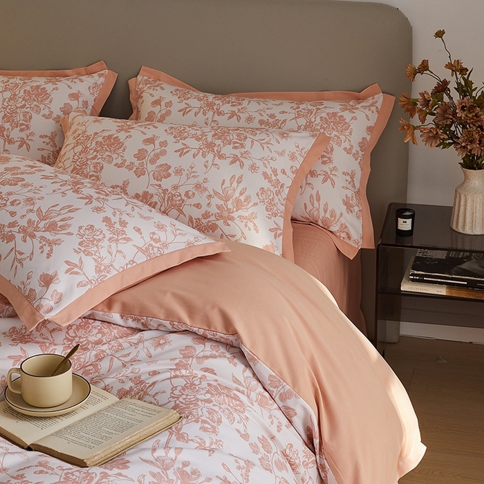 91家纺网 家纺一手货源 找家纺 千朵森 2024新款高定新疆长绒棉全棉印花拼角磨毛四件套 风格二 芳华