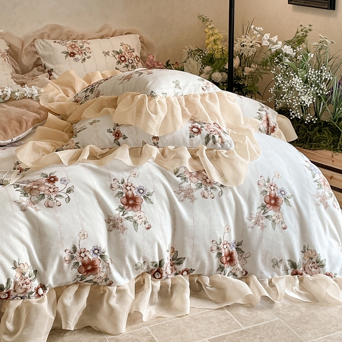 91家纺网 家纺一手货源 找家纺 慕澄家纺 2024新款高克重花边牛奶绒印花四件套 锦绣