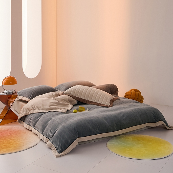 91家纺网 家纺一手货源 找家纺 LADYCOCO可可家居 2024新款牛奶3D绒立体雕花剪花单品系列-单被套 灰色+卡其色