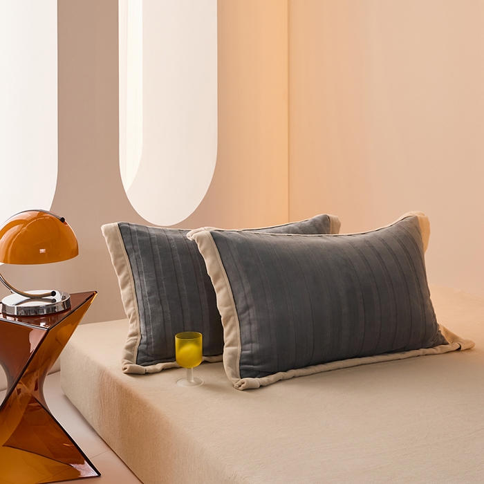 91家纺网 家纺一手货源 找家纺 （总）LADYCOCO可可家居 2024新款牛奶3D绒立体雕花剪花单枕套