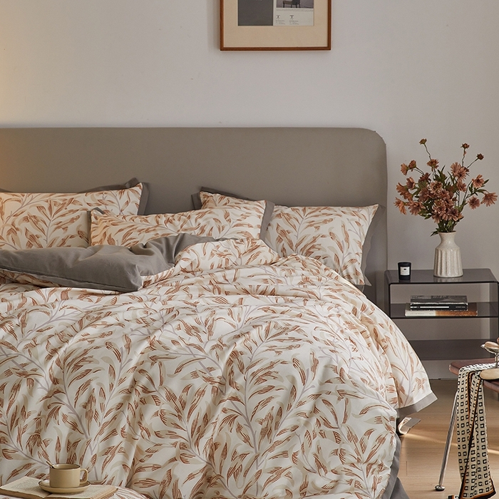 91家纺网 家纺一手货源 找家纺 千朵森 2024新款高定新疆长绒棉全棉印花拼角磨毛四件套 风格二 雅韵