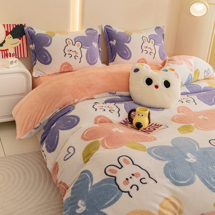 2024新款立体菠萝格印花保暖牛奶绒系列单被套 七彩小兔