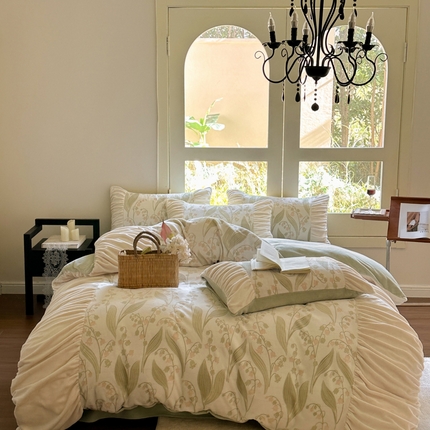 慕澄家纺 2024新款法式轻奢款琢色烂花牛奶绒四件套 铃兰花