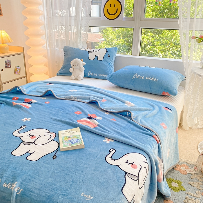 91家纺网 家纺一手货源 找家纺 慕尚家纺 2025新款雪貂绒高克重300g毛毯家用毛毯 小象