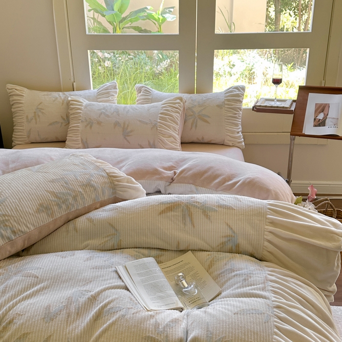 91家纺网 家纺一手货源 找家纺 慕澄家纺 2024新款法式轻奢款琢色烂花牛奶绒四件套 沁竹