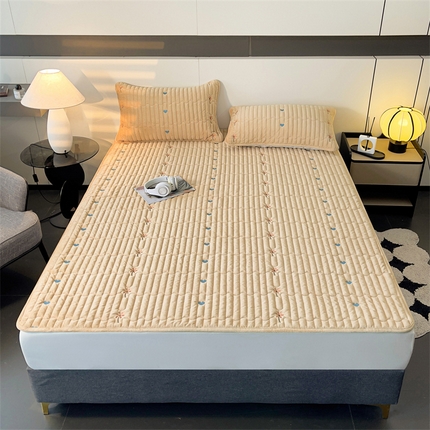 91家纺网 家纺一手货源 找家纺 （总）兄弟坊 2024新款纯色牛奶绒刺绣薄款床垫加厚绒保暖床笠床护垫