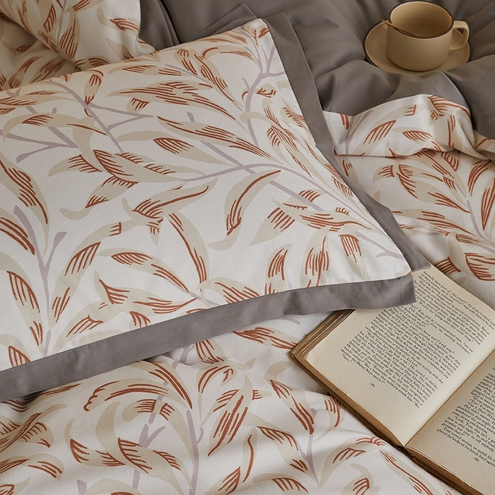 91家纺网 家纺一手货源 找家纺 千朵森 2024新款高定新疆长绒棉全棉印花拼角磨毛四件套 风格二 雅韵