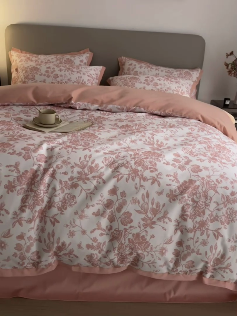 91家纺网 家纺一手货源 找家纺 千朵森 2024新款高定新疆长绒棉全棉印花拼角磨毛四件套 风格二 芳华