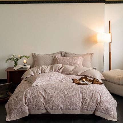 91家纺网 家纺一手货源 找家纺 窝米 2024新款全棉磨毛工艺拼角款四件套系列 遇见驼