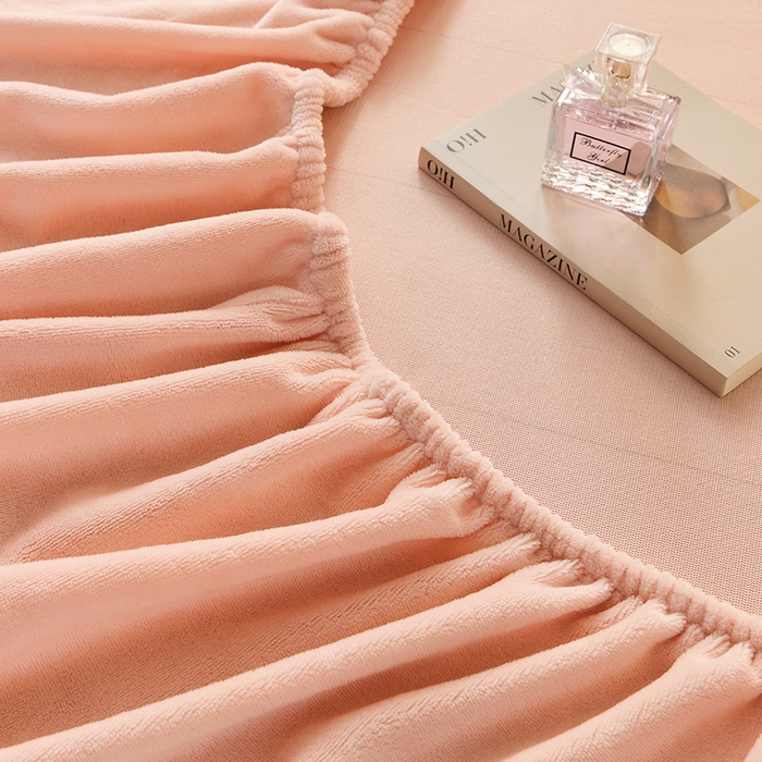 91家纺网 家纺一手货源 找家纺 LADYCOCO可可家居 2024新款牛奶3D绒立体雕花剪花单品系列-单床笠 浅粉