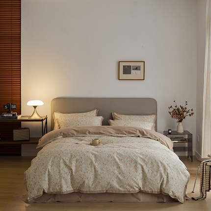 91家纺网 家纺一手货源 找家纺 （总）千朵森 2024新款高定新疆长绒棉全棉印花拼角磨毛四件套 风格二