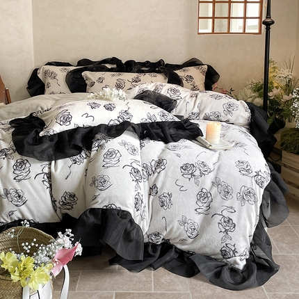 慕澄家纺 2024新款高克重花边牛奶绒印花四件套 冬语