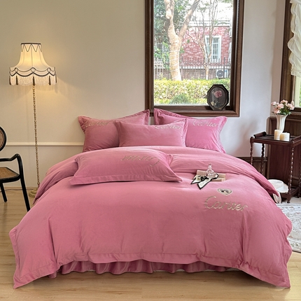 91家纺网 家纺一手货源 找家纺 尚美 2024新款床盖款工艺设计四件套-依连娜 红豆沙