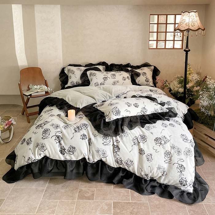 91家纺网 家纺一手货源 找家纺 慕澄家纺 2024新款高克重花边牛奶绒印花四件套 冬语