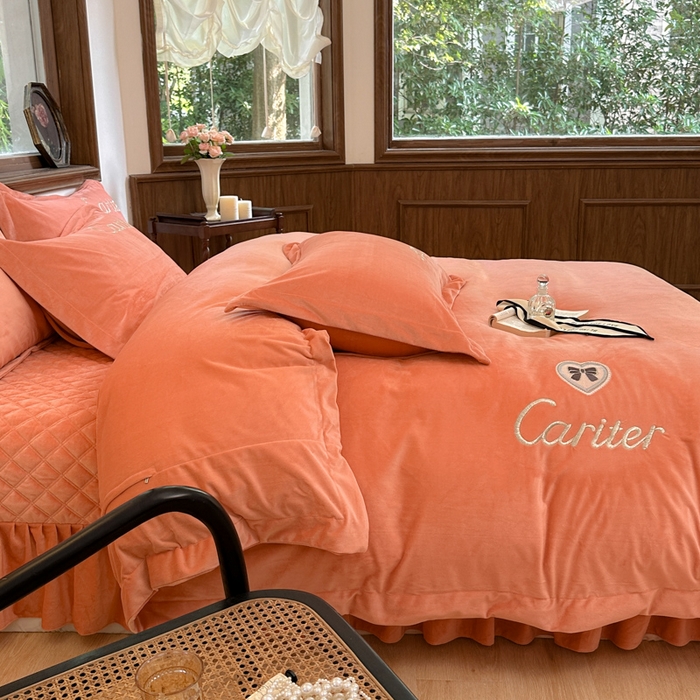 91家纺网 家纺一手货源 找家纺 尚美 2024新款床盖款工艺设计四件套-依连娜 爱马橙