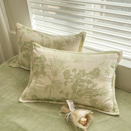 91家纺网 家纺一手货源 找家纺 （总）慕尚 2025新款高克重保暖双色雕花绒枕套单件