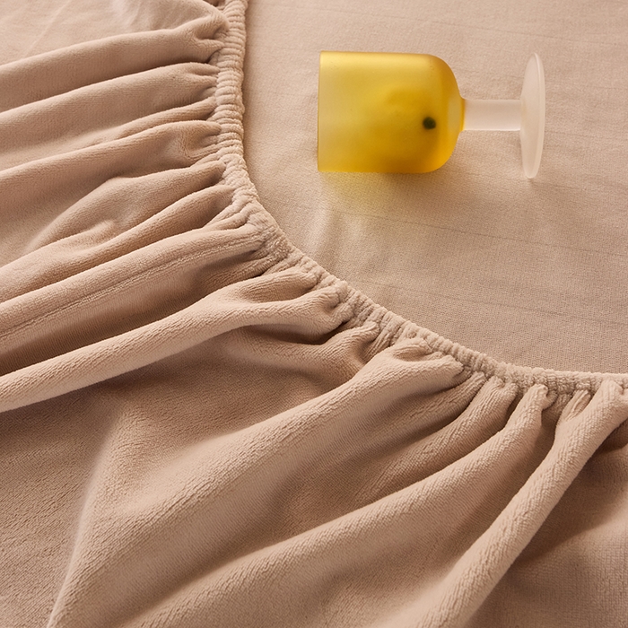 91家纺网 家纺一手货源 找家纺 LADYCOCO可可家居 2024新款牛奶3D绒立体雕花剪花单品系列-单床笠 卡其色