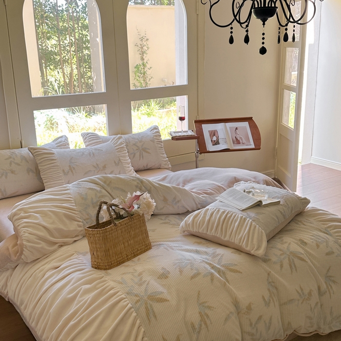 91家纺网 家纺一手货源 找家纺 慕澄家纺 2024新款法式轻奢款琢色烂花牛奶绒四件套 沁竹