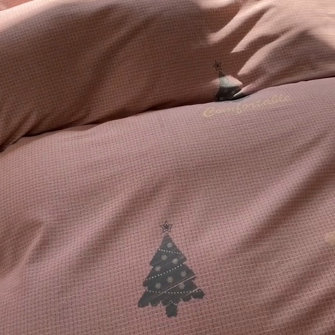 91家纺网 家纺一手货源 找家纺 田野 2024新款纯棉全棉磨毛印花四件套系列 小树林