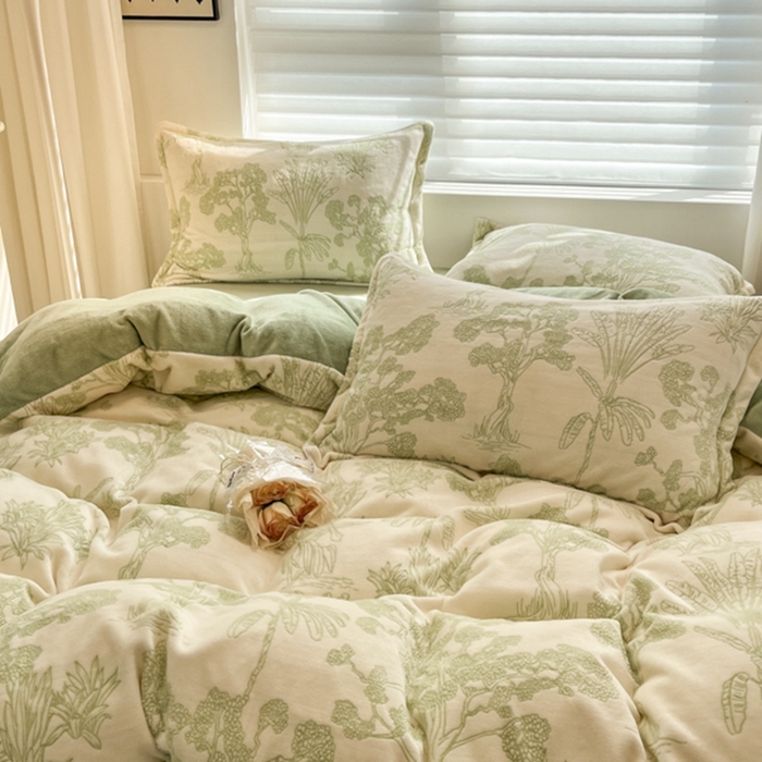 91家纺网 家纺一手货源 找家纺 慕尚 2025新款高克重保暖双色雕花绒被套单件 花梦-绿
