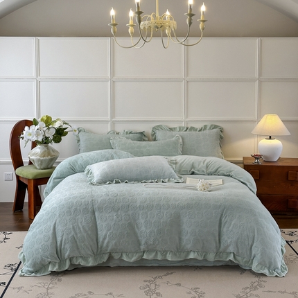 91家纺网 家纺一手货源 找家纺 野合家纺 2024新款法式A类雕花牛奶绒韩版公主风四件套床盖款床单款床笠款 山茶花-马利兰