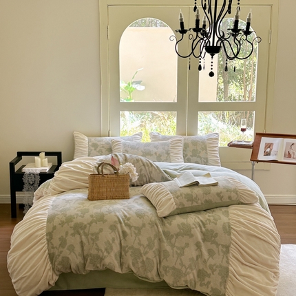 慕澄家纺 2024新款法式轻奢款琢色烂花牛奶绒四件套 朝梦