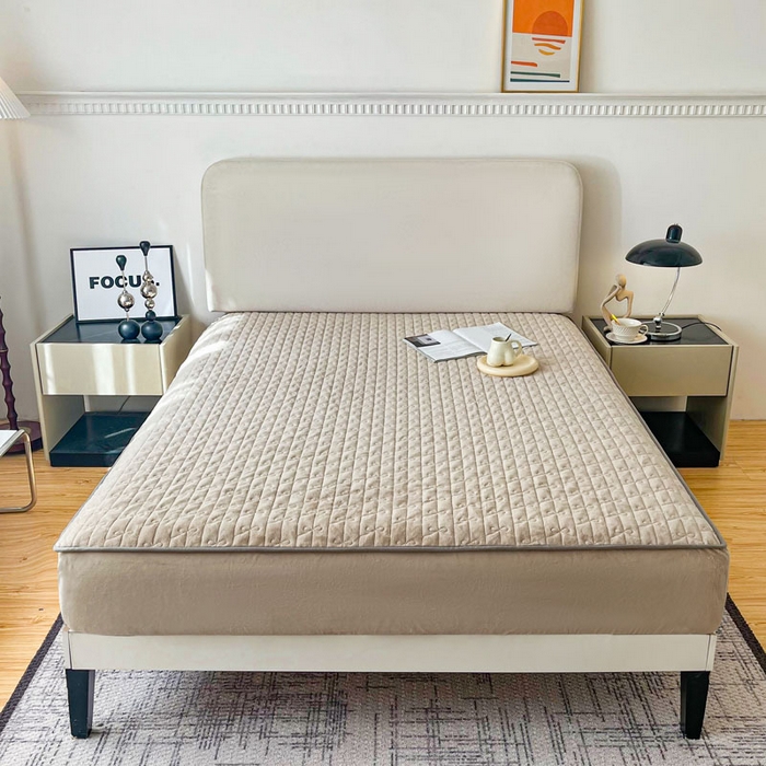 91家纺网 家纺一手货源 找家纺 LADYCOCO可可家居 2024新款超柔牛奶绒夹棉保暖床笠 卡其色