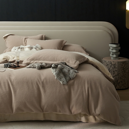 金奇达家纺 2025秋冬保暖加厚绒类四件套多莉羊绒-德尔菲 枯木棕