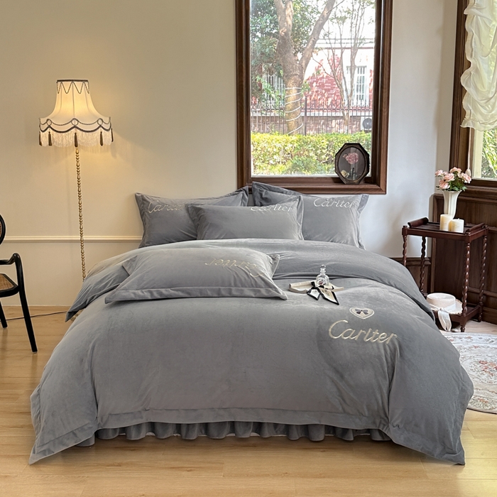 91家纺网 家纺一手货源 找家纺 尚美 2024新款床盖款工艺设计四件套-依连娜 高级灰