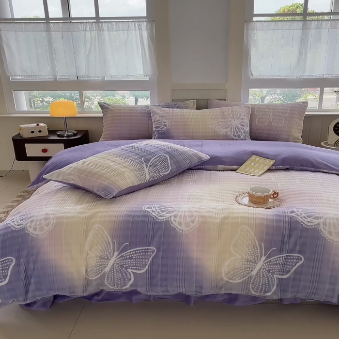 91家纺网 家纺一手货源 找家纺 言熙居2024新款-A面泡芙绒B面全消光8到9斤牛奶绒三四件套 蝴蝶-粉紫