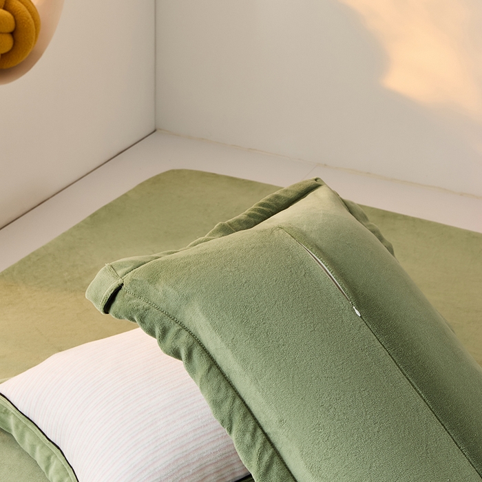 91家纺网 家纺一手货源 找家纺 LADYCOCO可可家居 单枕套-2024新款牛奶绒数码印花单品系列 细条纹玉粉+深绿