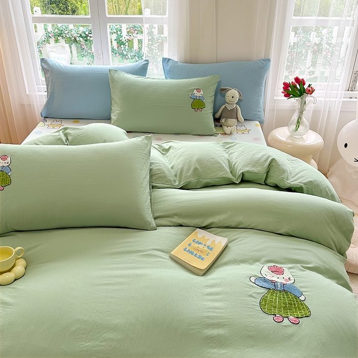 91家纺网 家纺一手货源 找家纺 艾米家居 2025新款水洗磨毛毛巾绣印花四件套 招财猫