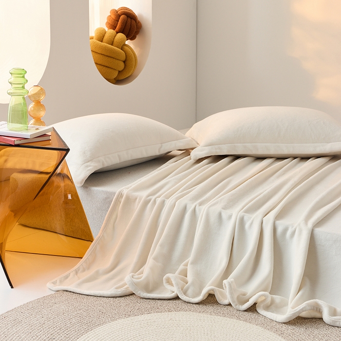 91家纺网 家纺一手货源 找家纺 LADYCOCO可可家居 2024新款牛奶3D绒立体雕花剪花单品系列-单床单 米白