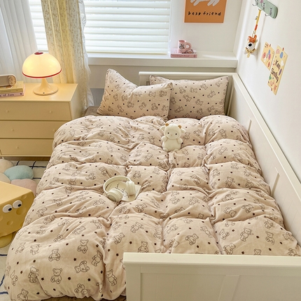 91家纺网 家纺一手货源 找家纺 （总）贝扬思家纺 新款高克重牛奶绒四件套-风格二（有买家秀）