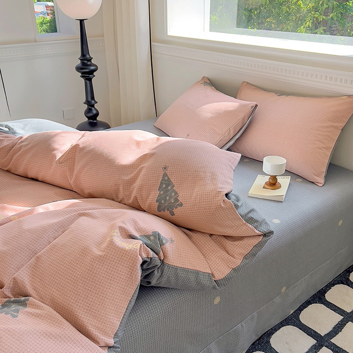 91家纺网 家纺一手货源 找家纺 田野 2024新款纯棉全棉磨毛印花四件套系列 小树林