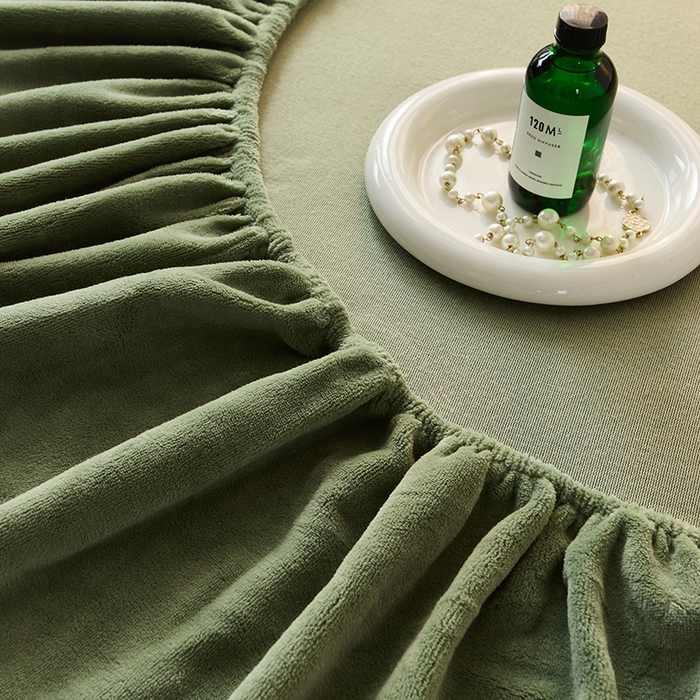 91家纺网 家纺一手货源 找家纺 LADYCOCO可可家居 2024新款牛奶3D绒立体雕花剪花单品系列-单床笠 深绿