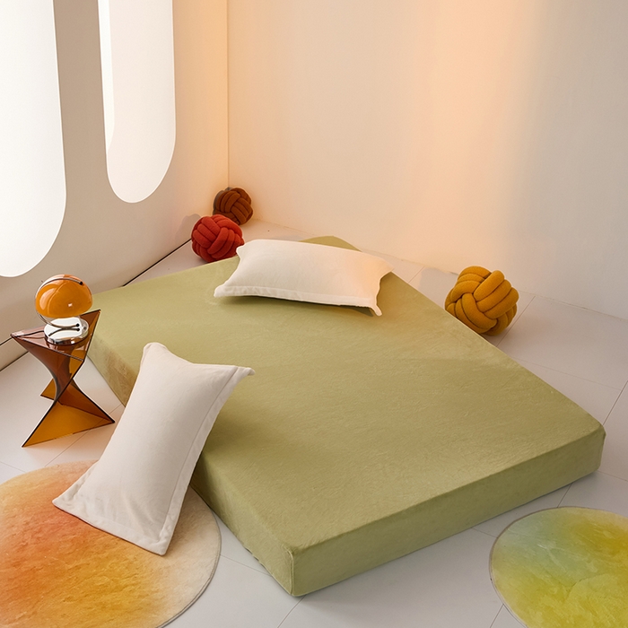 91家纺网 家纺一手货源 找家纺 （总）LADYCOCO可可家居 2024新款牛奶3D绒立体雕花剪花单床笠